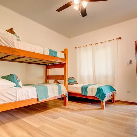 Beach Break Hotel & Surf Camp De Playa Venao Exterior photo