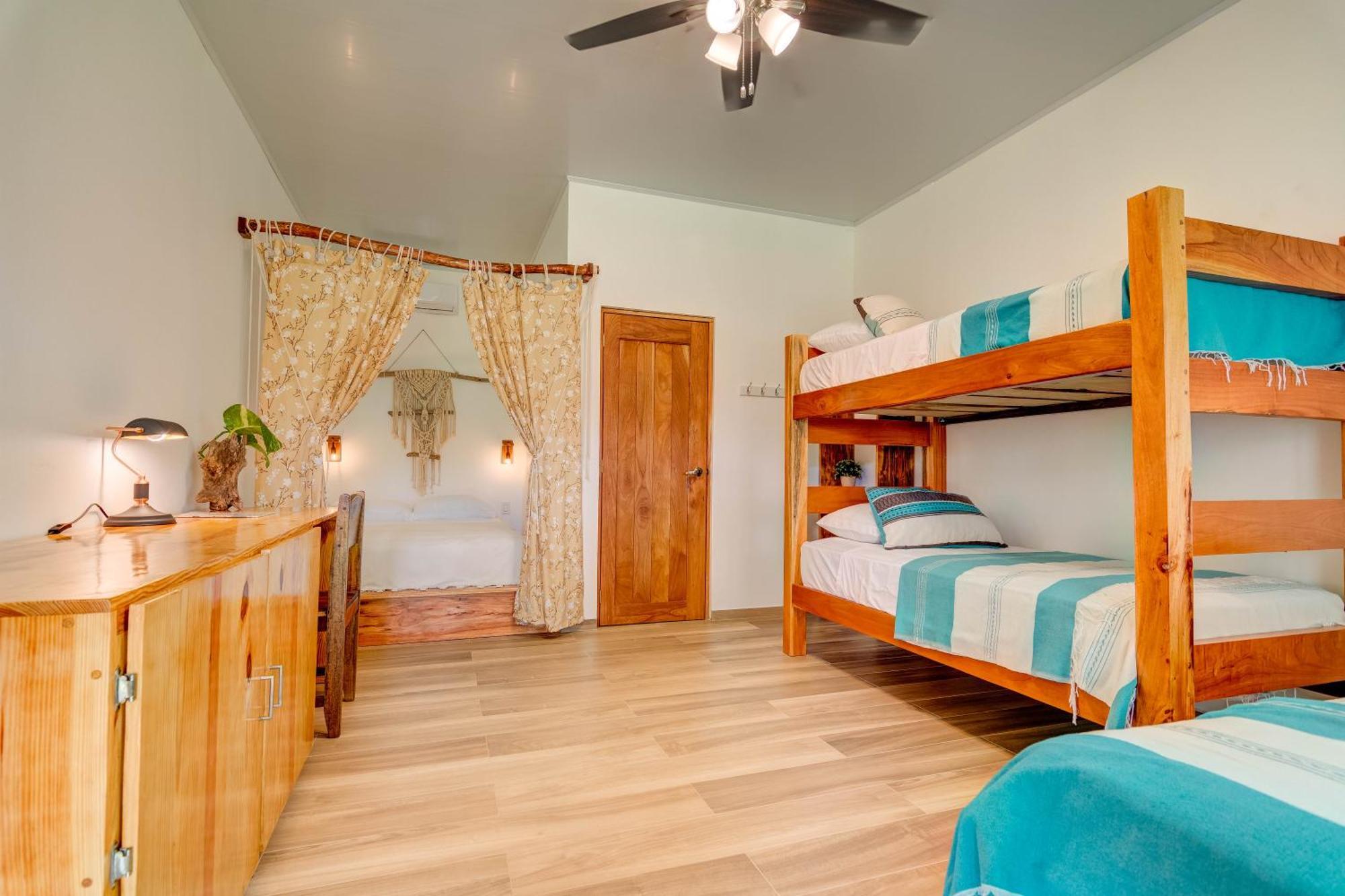 Beach Break Hotel & Surf Camp De Playa Venao Exterior photo